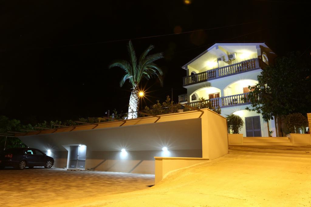 Apartments Bago Trogir Buitenkant foto