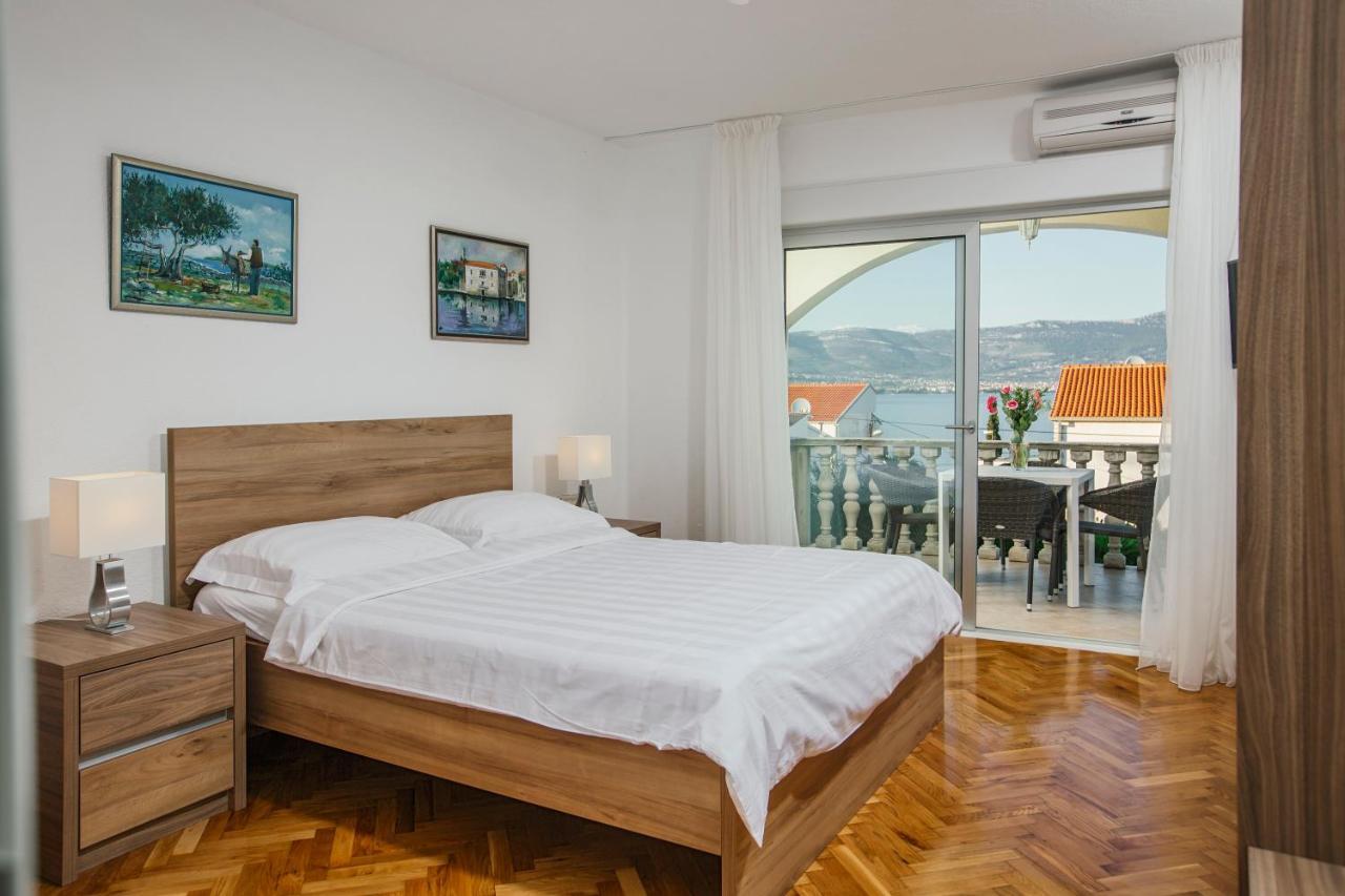 Apartments Bago Trogir Buitenkant foto