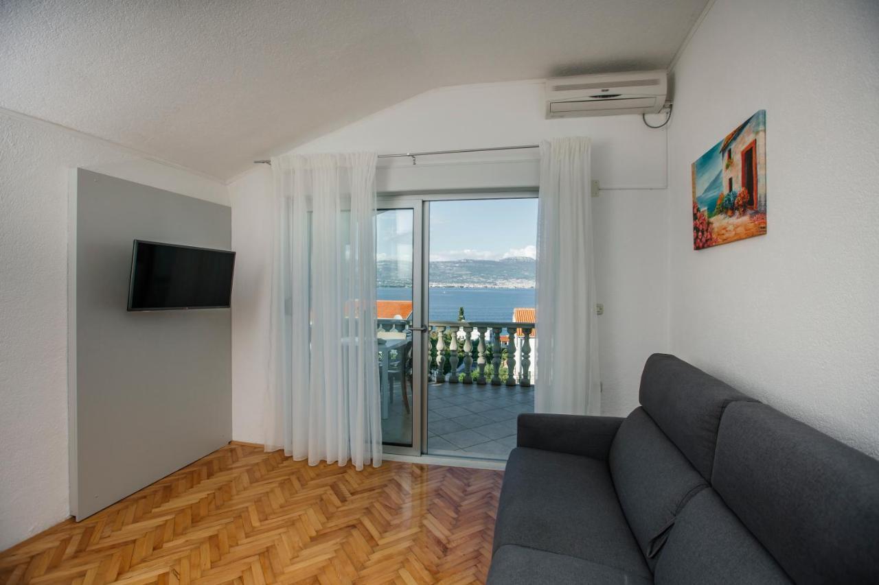 Apartments Bago Trogir Buitenkant foto