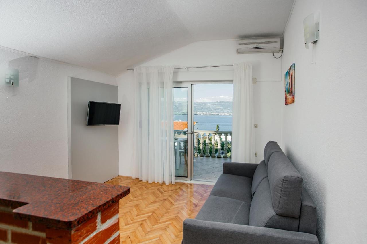 Apartments Bago Trogir Buitenkant foto