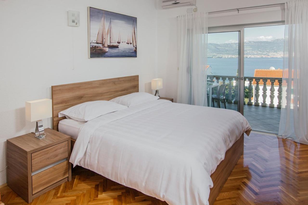 Apartments Bago Trogir Buitenkant foto